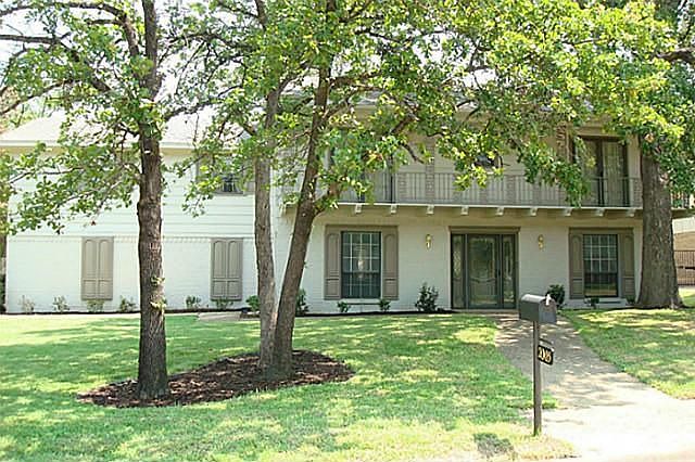 1st image of 2005 Woodbrook St