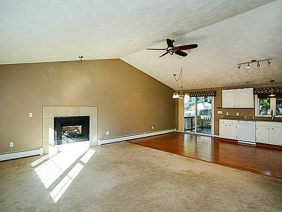 2nd image of 46 Sherwood Ave