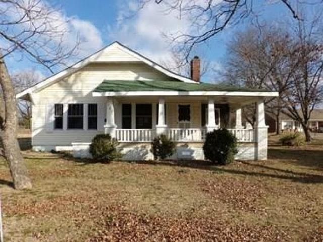 1st image of 1487 Porter St