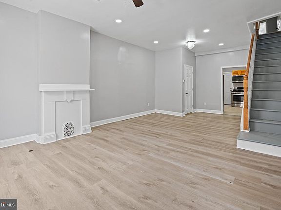 2nd image of 1715 N Lecount St