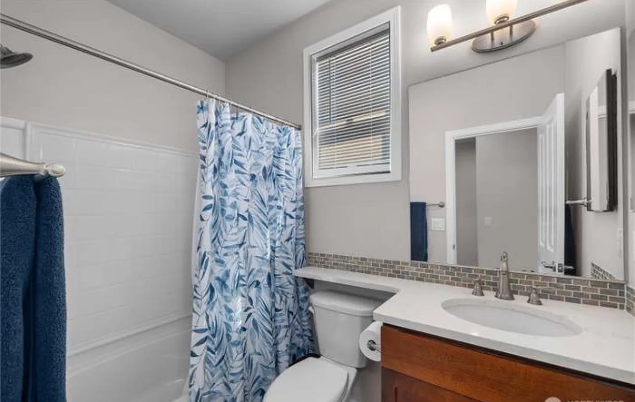 2 bed, 1526 sqft, $2,450 — Photo 3