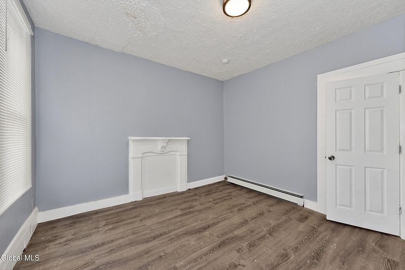 3rd image of 512 1st Street