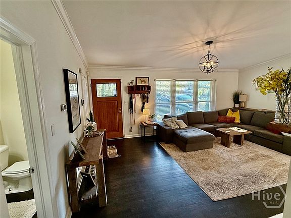 4th image of 163 Riverdale Drive