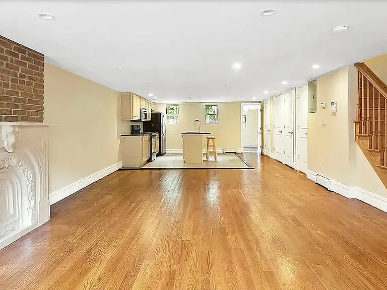 459 Lexington Ave #1A — Photo 1