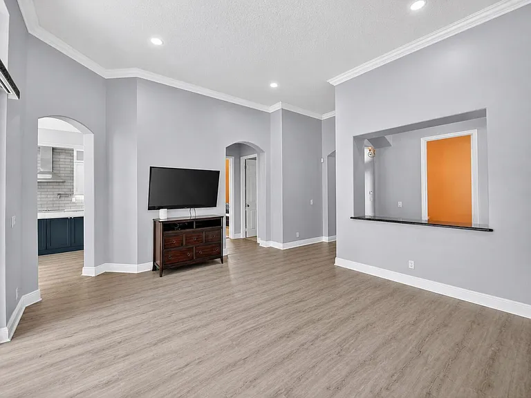 6319 C Durham Dr — Photo 14