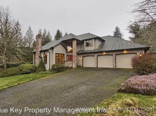 8407 NW Ash St, Portland, OR 97229