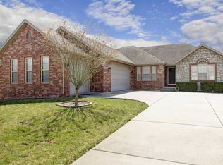 5098 Copper Ridge St, Springfield, MO 65809