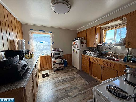 4th image of 1800 N 9th Ave