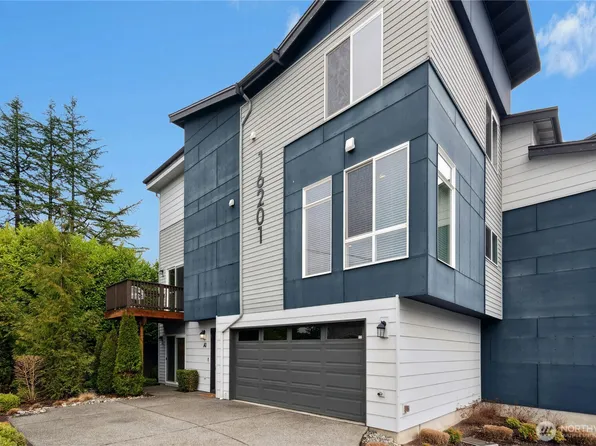 16201 Meadow Road #A1, Lynnwood, WA 98087