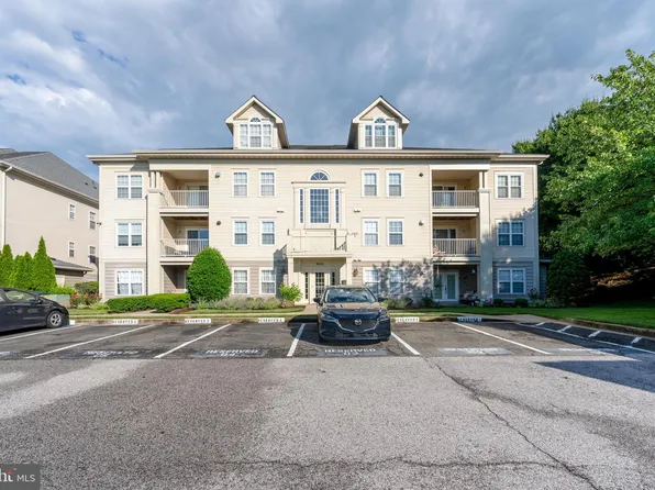 9050 Gracious End Ct Unit 302, Columbia, MD 21046