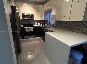 4110 NE 24th St, Homestead, FL