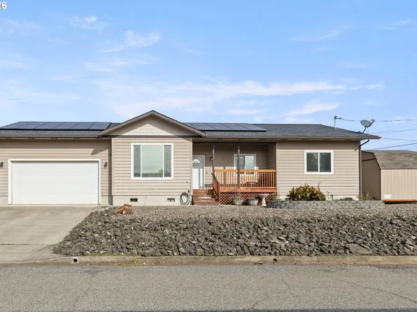 246 NE College Ave, Roseburg, OR 97470
