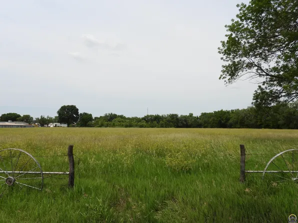 2900 W 6th Ave, Emporia, KS 66801