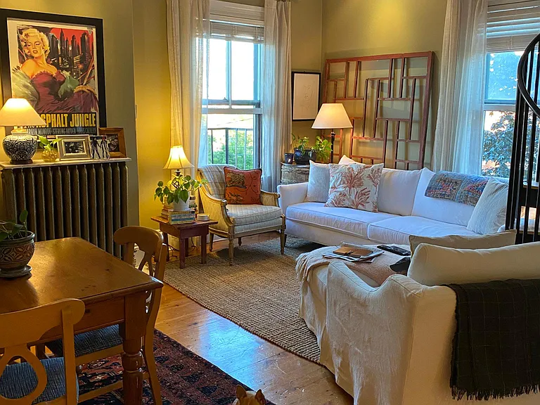 27 Deering St #4 — Photo 4