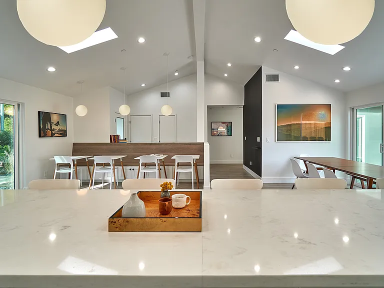 2712 Westwood Blvd — Photo 9