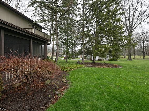 5th image of 836 Canna Cir