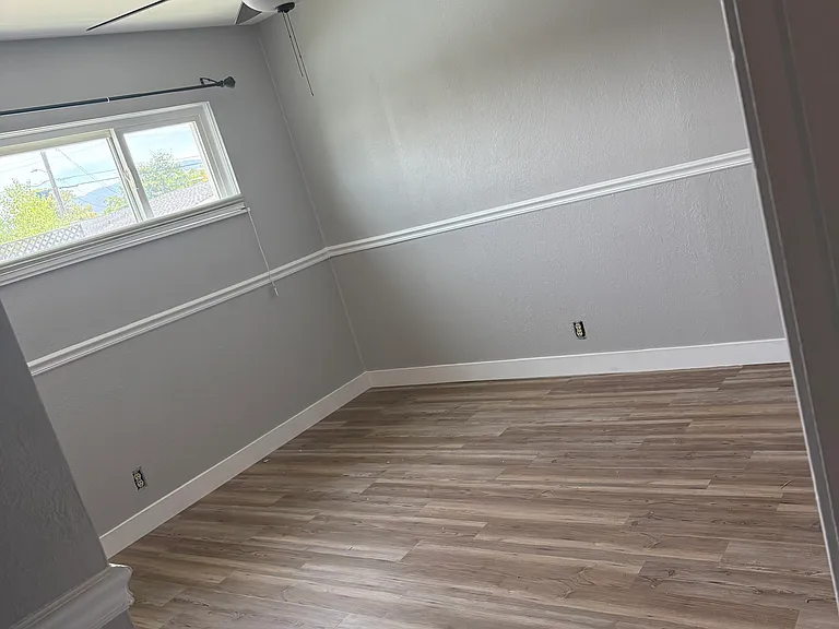 1331 Rose Ave — Photo 7