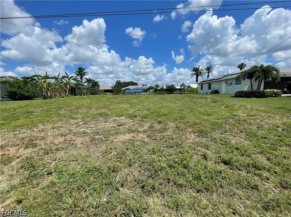 1441 SE 21st Ln, Cape Coral, FL 33990