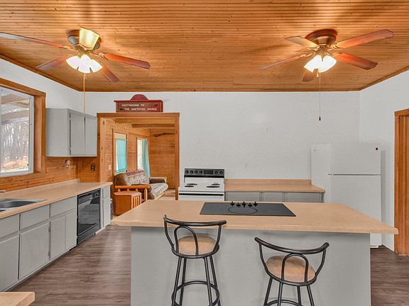 Lots of Cabinets
