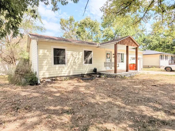 400 W 7th St, Lebo, KS 66856