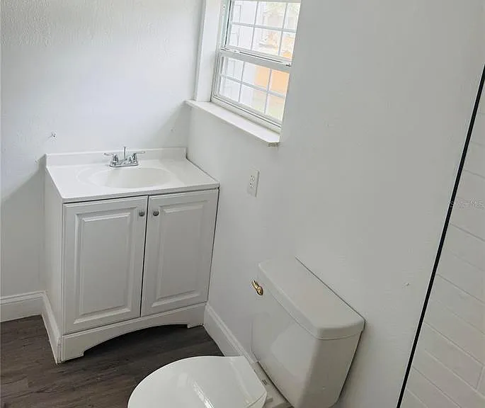 2116 W Pine St — Photo 15