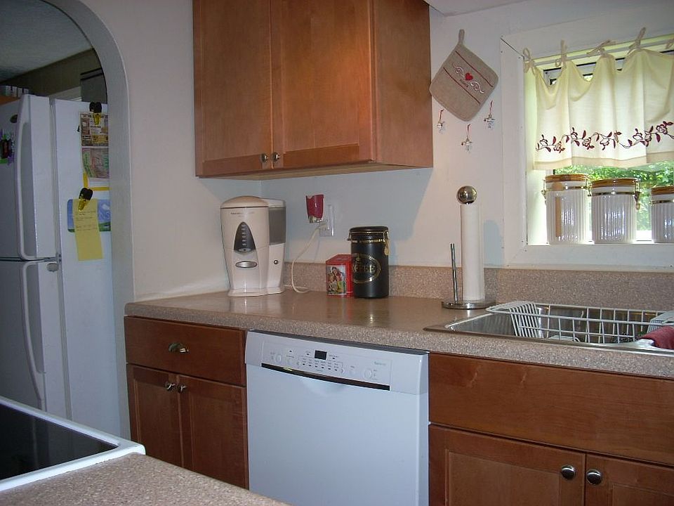 6213 Washington St, Ravenna, OH 44266 Zillow