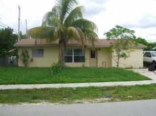 820 NE 43rd St, Pompano Beach, FL 33064