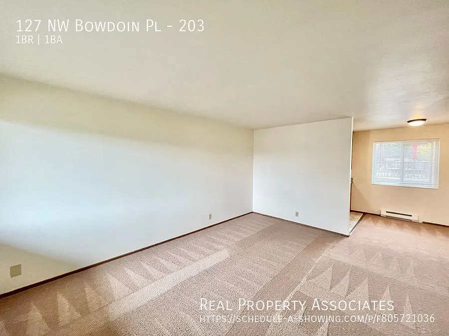 Building Photo - 127 NW Bowdoin Pl #203