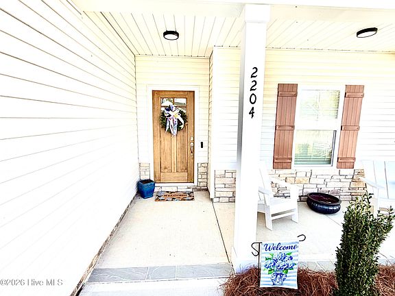 4th image of 2204 Staley Court