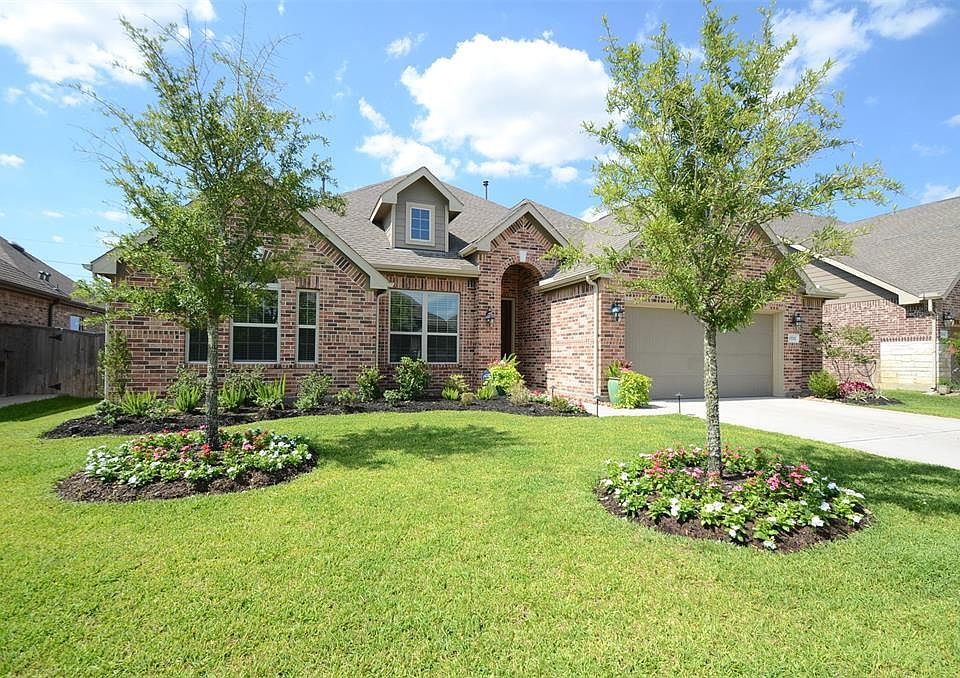 1st image of 15702 Ponderosa Bend Dr