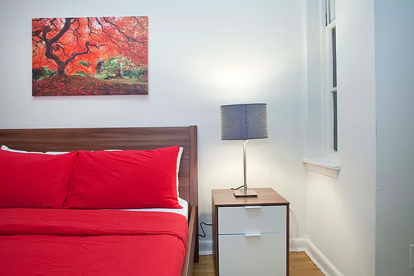 Rented by Big Apple Living | media 18