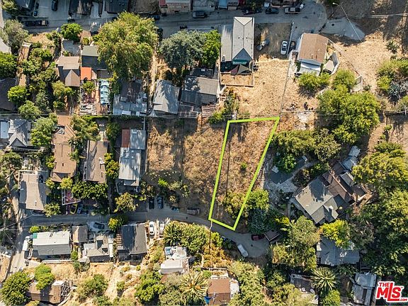 2nd image of 3039 Tatum St