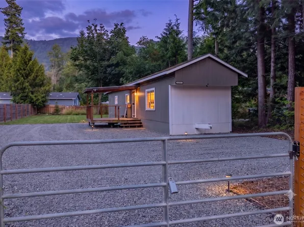 8397 Golden Valley Boulevard, Maple Falls, WA 98266