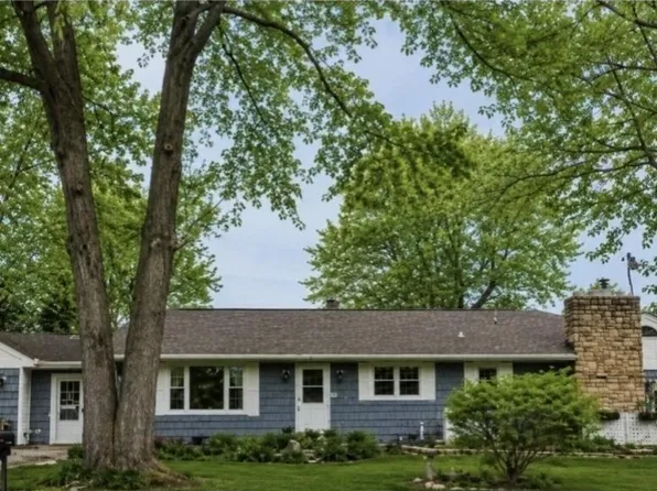 8010 Hill Ave, Holland, OH 43528