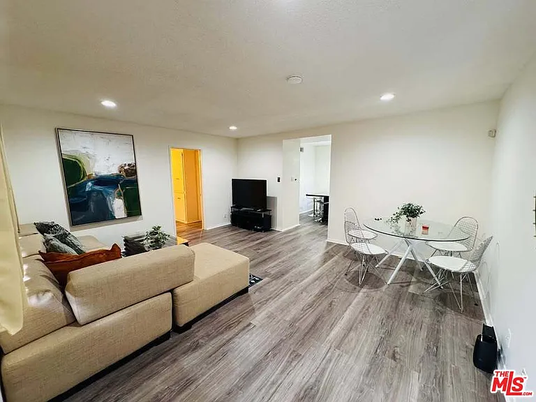 14903 S Normandie Ave #115 — Photo 6