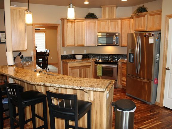 5th image of 3893 Evans Ln NE