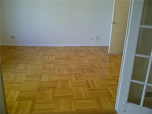 Rented by R New York | media 23