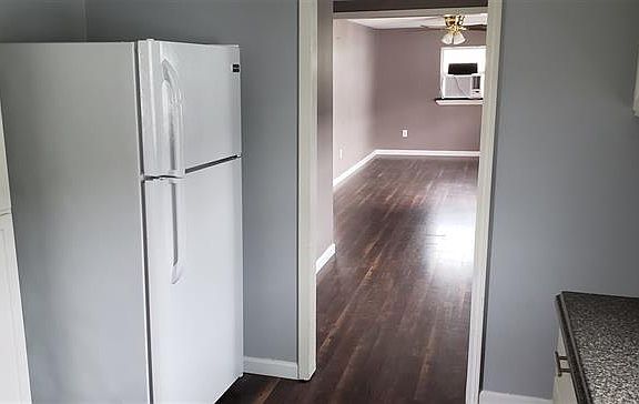 3rd image of 953 Saint Charles St