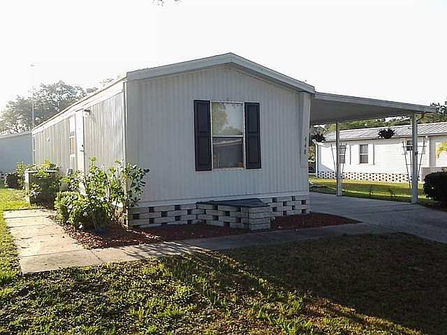 1st image of 448 Carnation Dr