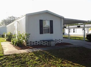 448 Carnation Dr, Fruitland Park, FL 34731