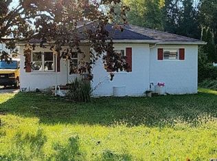 103 Fairland Dr, Nitro, WV 25143