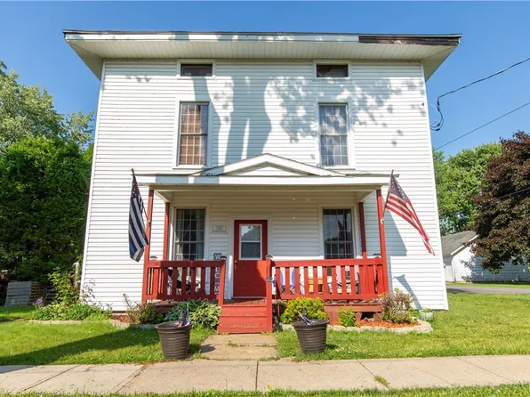 140 S Esselstyne St, Cape Vincent, NY 13618
