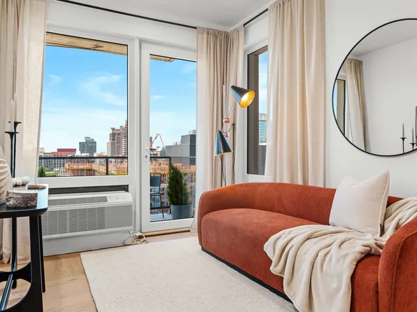 526 Baltic Street image 5 of 62