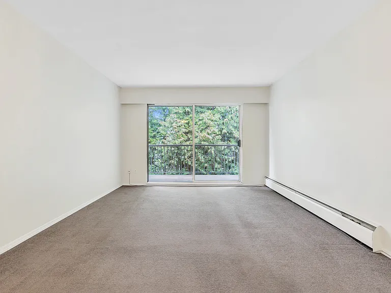549 Dansey Ave #121 — Photo 19
