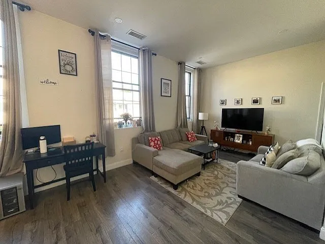 10 Weston Ave #203 — Photo 6