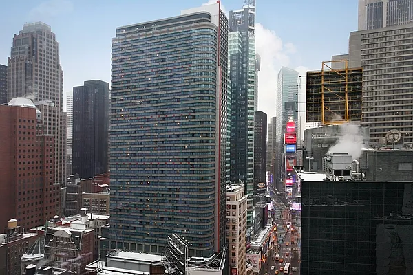 Sold by Corcoran | media 21