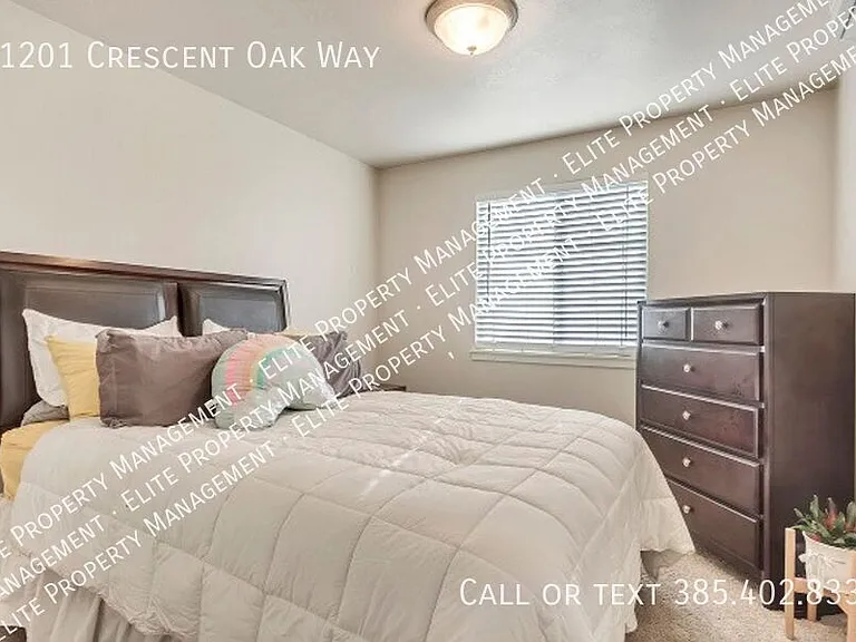 11201 S Crescent Oak Way — Photo 24