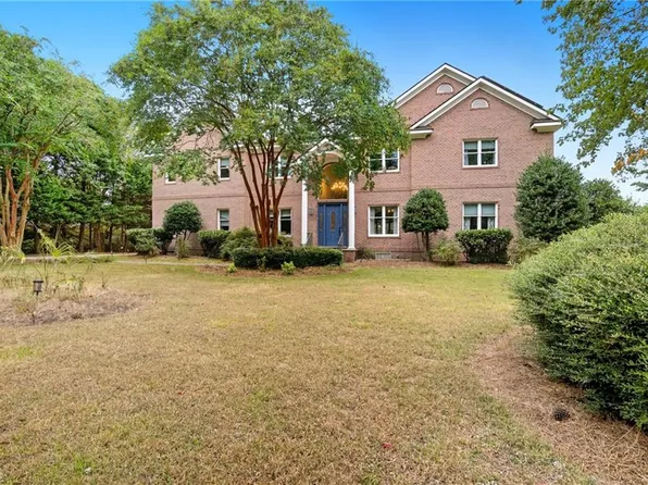 2328 Spindrift Rd, Virginia Beach, VA 23451