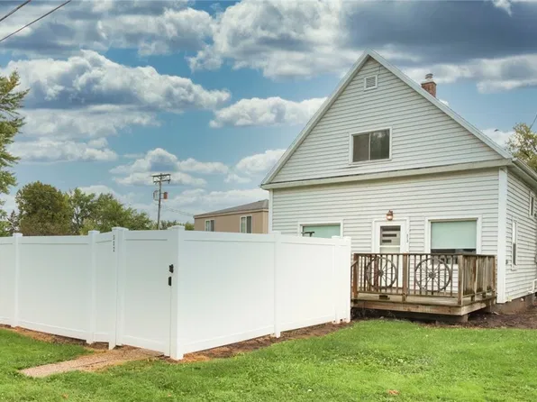 312 N 3rd Street, Abbotsford, WI 54405