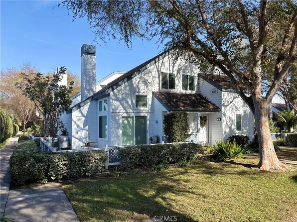 51 Greenmoor, Irvine, CA 92614